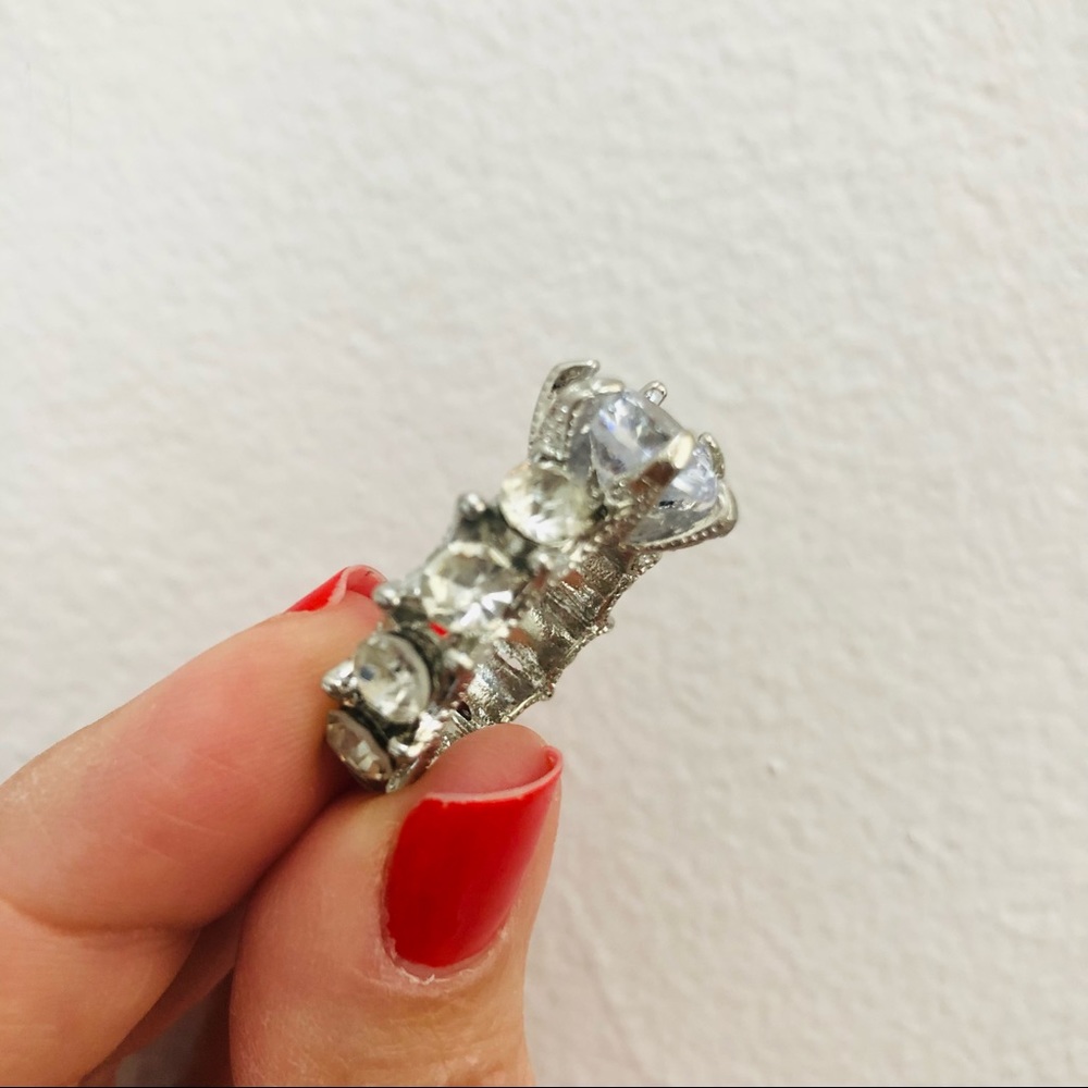 LAST ONE‼️ Silver White Sapphire Big Diamond Ring - Picture 8 of 16